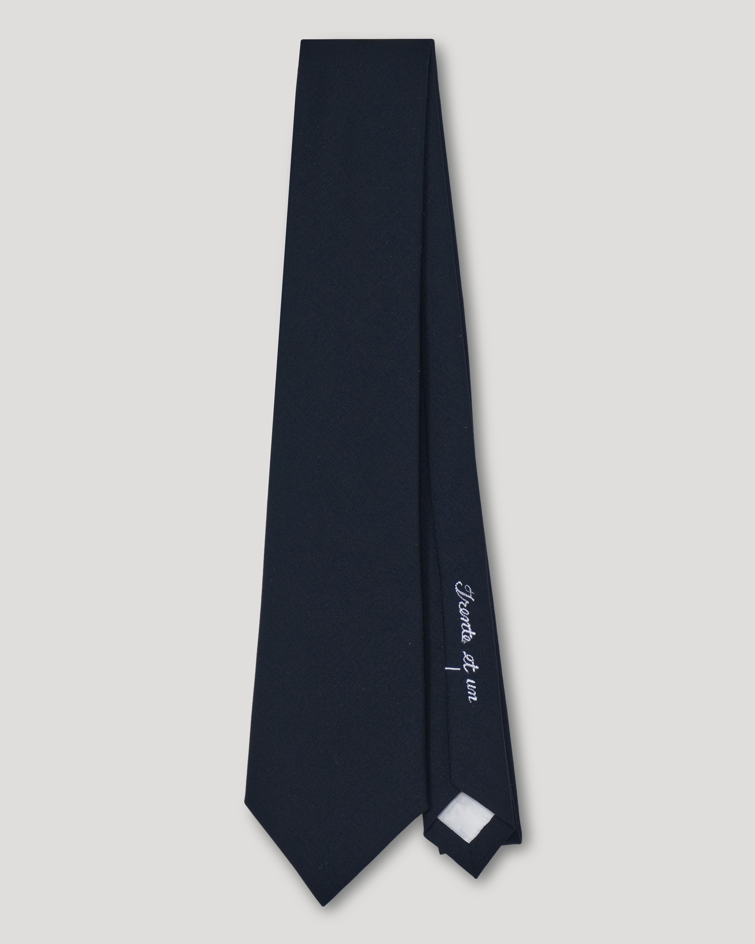 Worsted necktie/Charme – TRENTE ET UN